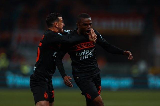 包含尤文图斯客场大胜桑普多利亚领跑积分榜的词条