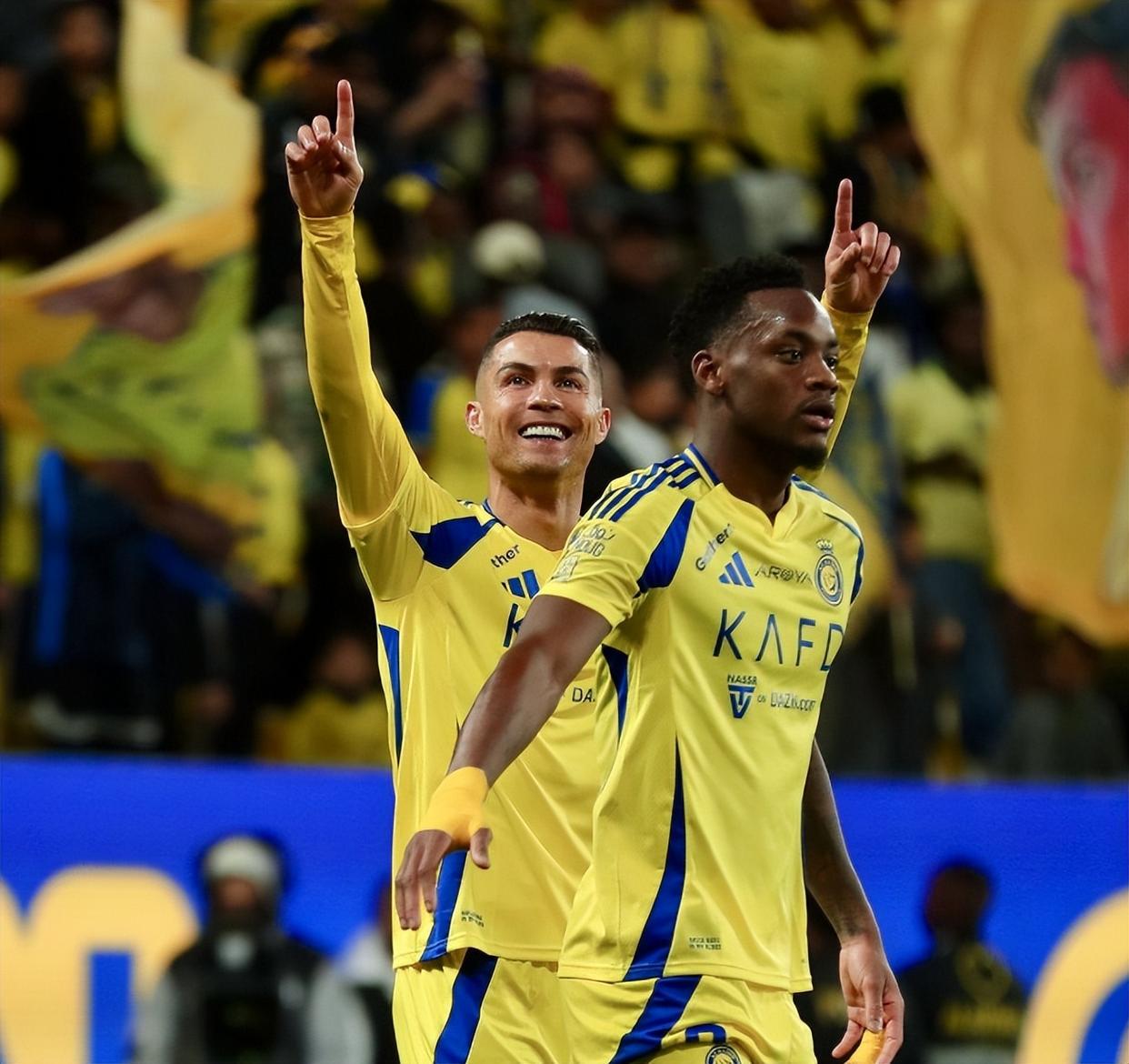 包含尤文客战拜仁，备受球迷期待的词条