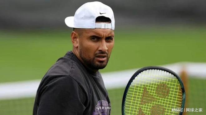 包含世界网球队血洗英国网球队，克耶高斯打破历史纪录的词条