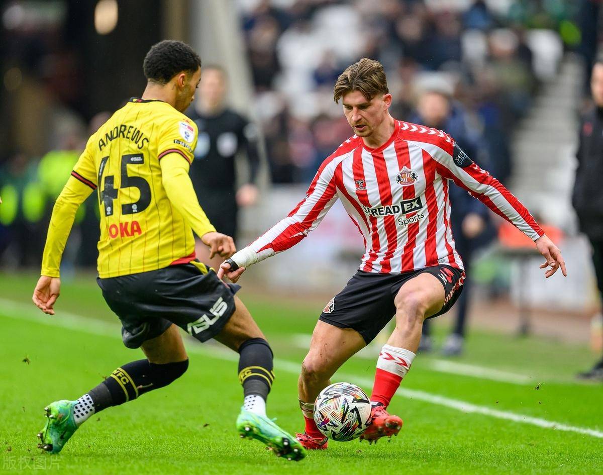 爱游戏下载-利兹联抢分成功，提前避免降级危机的简单介绍