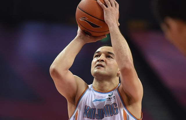 江西男篮大胜山西队，取得重要胜利