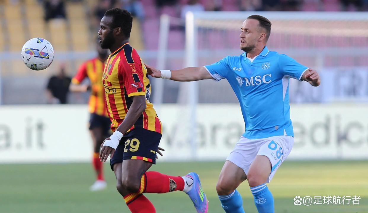 爱游戏tv-意大利足球联赛争锋相对，胜负悬念