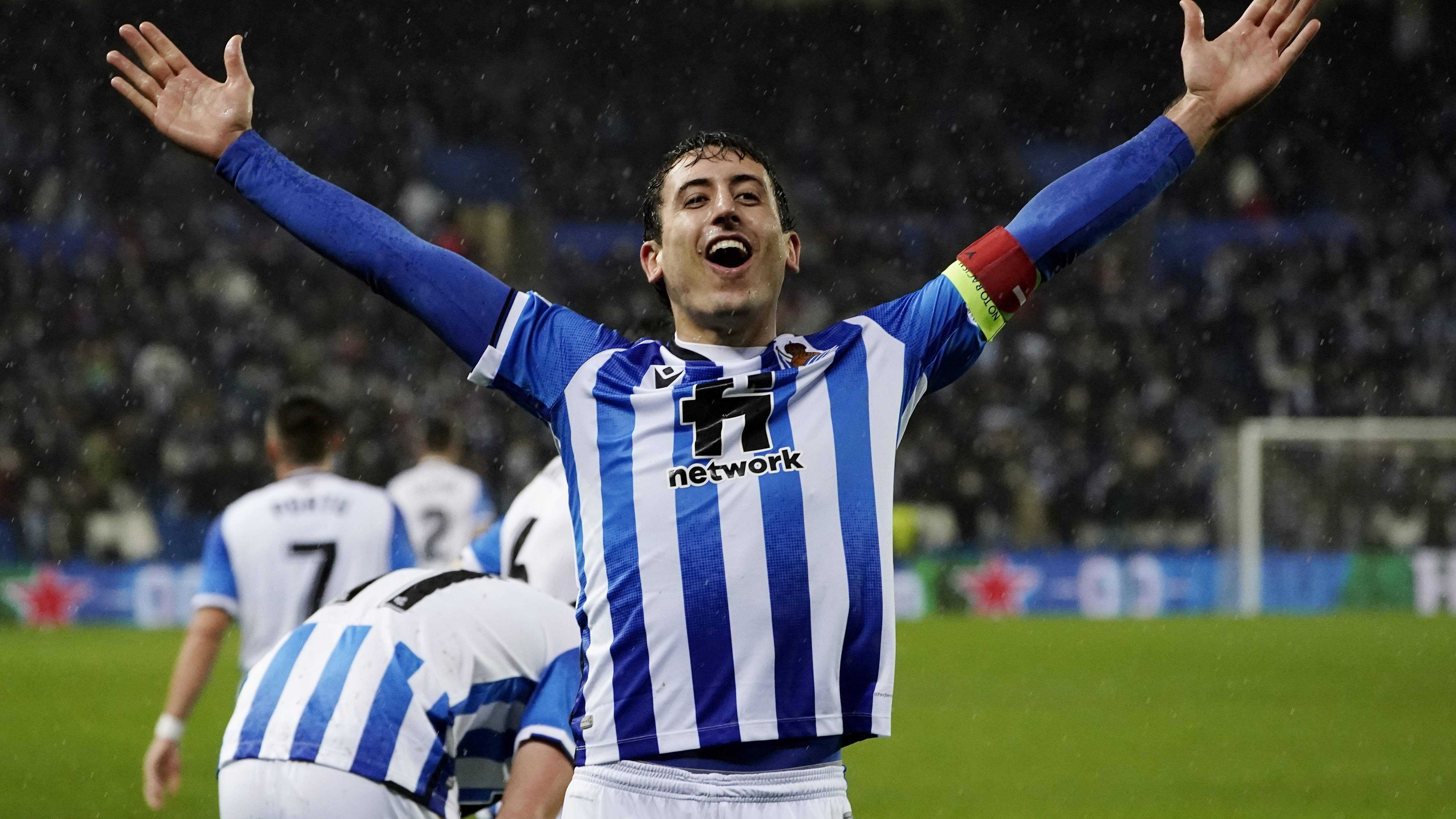 包含阿拉维斯逆转皇家社会，豪取保级关键三分的词条